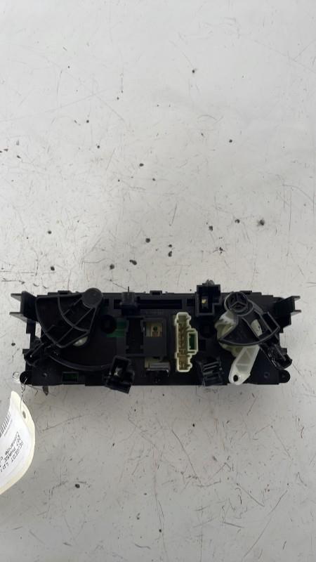 Commande chauffage PEUGEOT 207 PHASE 1 Essence - 1