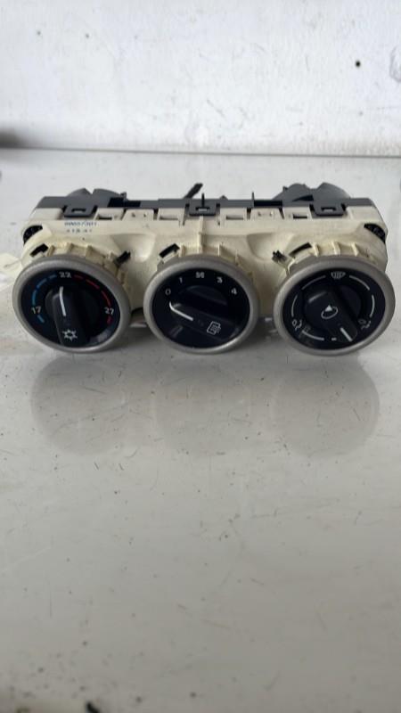 Commande chauffage SMART FORFOUR 1 Essence - 1