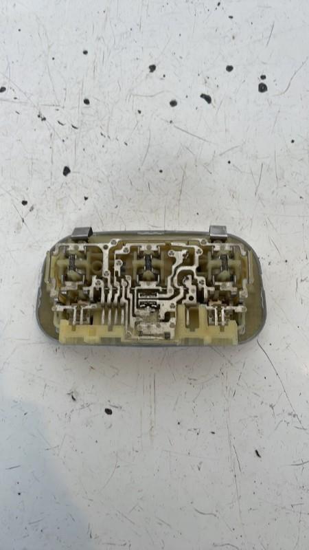 Eclairage de plafonnier PEUGEOT 307 PHASE 2 BREAK Diesel - 1
