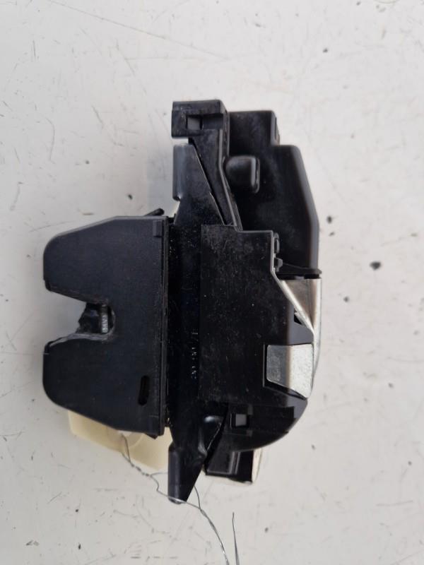 Fermeture centralisee coffre PEUGEOT 207 PHASE 1 Essence - 1