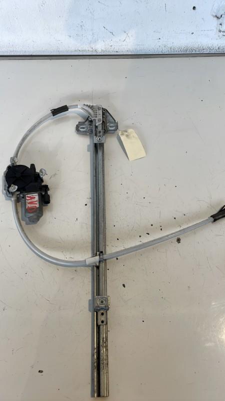 Leve vitre electrique avant droit RENAULT MASTER 2 PHASE 2 Diesel - 1