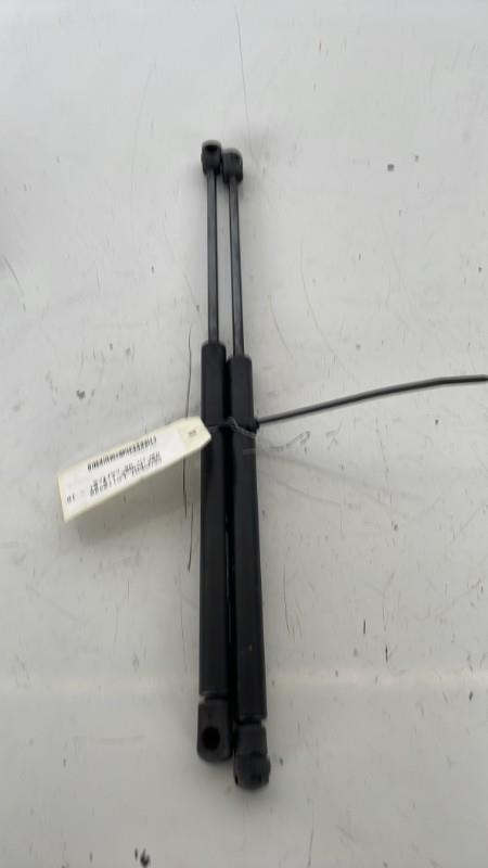 Verin de coffre PEUGEOT 307 PHASE 1 Essence - 1