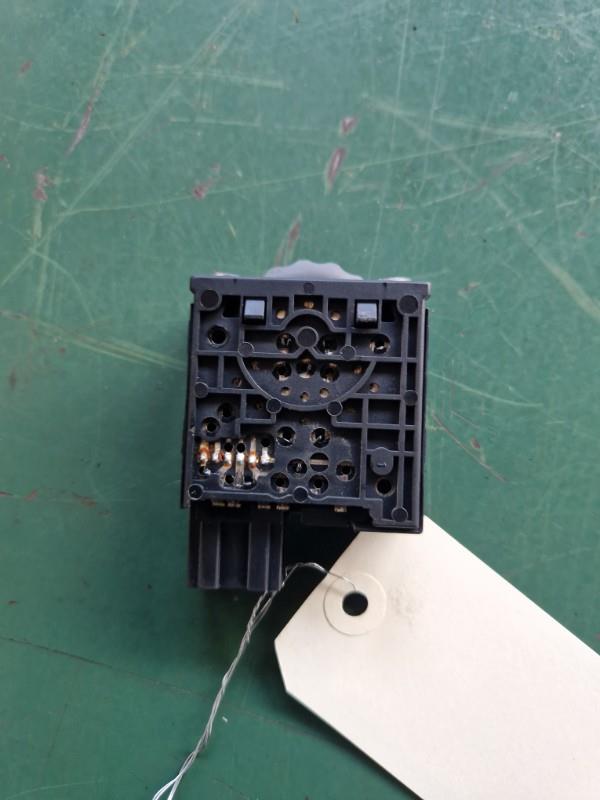 Commande de reglage hauteur de phare RENAULT CLIO 2 PHASE 1 Essence - 1