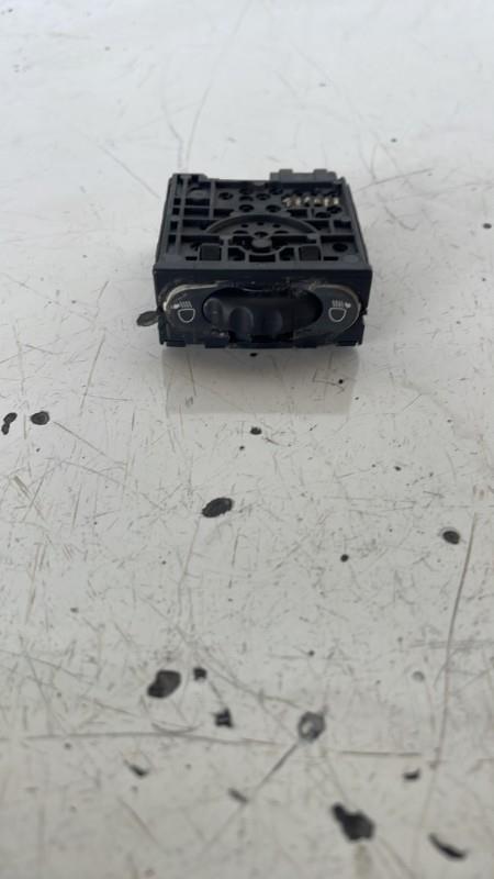 Commande de reglage hauteur de phare RENAULT TRAFIC 2 PHASE 1 Diesel - 1