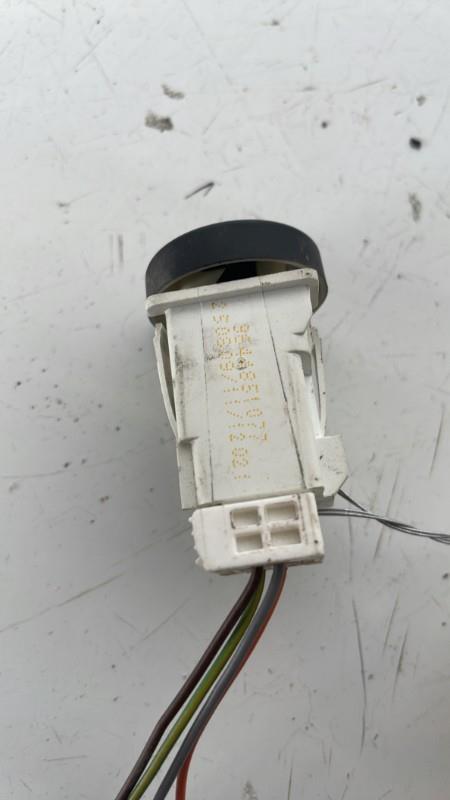 Commande degivrage lunette arriere CITROEN BERLINGO 1 PHASE 2 Diesel - 1