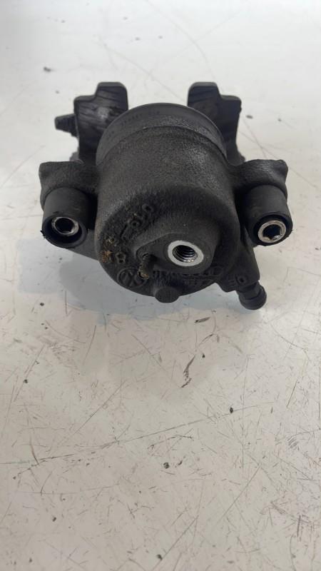 Etrier avant gauche (freinage) AUDI A1 1 PHASE 2 Diesel - 1