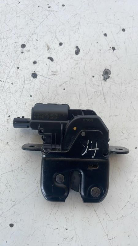Fermeture centralisee coffre RENAULT MEGANE 3 PHASE 1 BREAK Diesel - 1