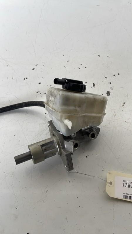 Maitre cylindre (freinage) BMW SERIE 1 E81 Diesel - 1