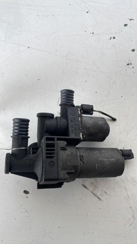Pompe de circulation d'eau, chauffage auxiliaire BMW SERIE 3 E46 PHASE 1  - 1