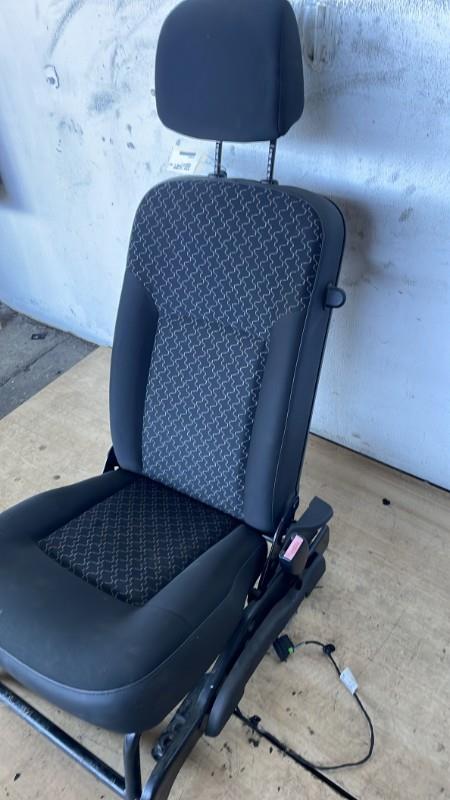 Siege avant droit RENAULT KANGOO 2 PHASE 2 Diesel - 1