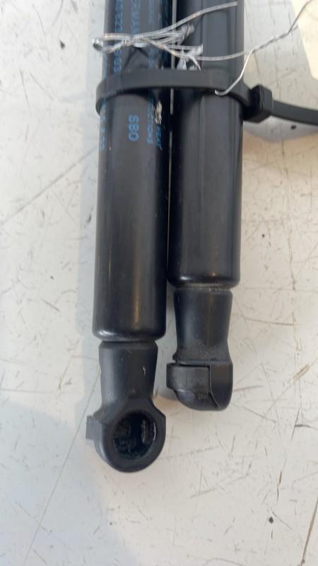 Verin de coffre AUDI A1 1 PHASE 2 Diesel - 1