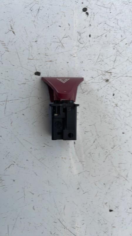 Bouton de warning PEUGEOT 307 PHASE 2 Diesel - 1