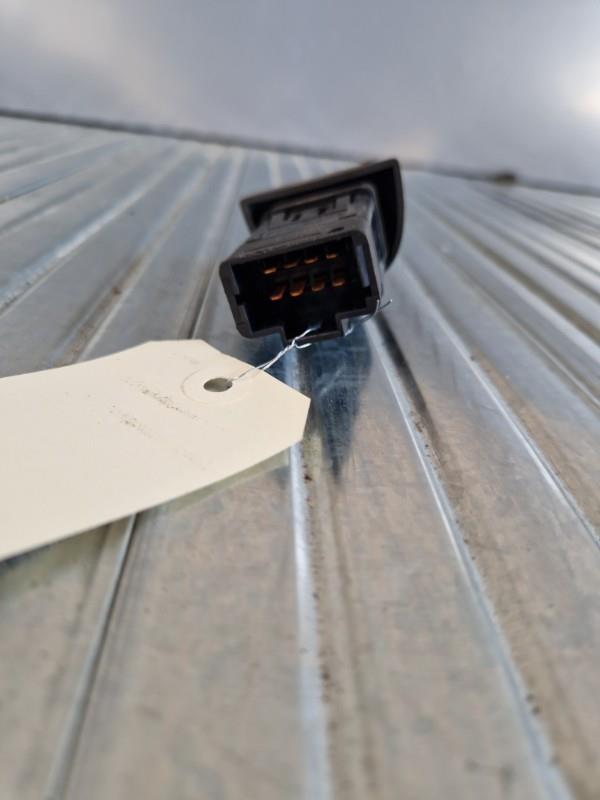Bouton de warning RENAULT SCENIC 1 PHASE 2 Diesel - 1