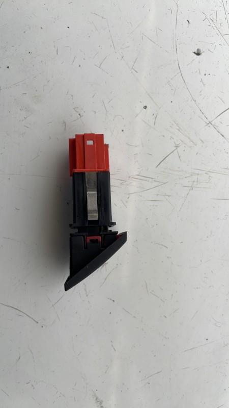 Bouton de warning SKODA FABIA 2 PHASE 1 Diesel - 1