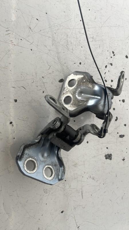 Charniere de porte arriere droit MAZDA 2 1 Essence - 1