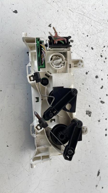 Commande chauffage RENAULT CLIO 2 PHASE 2 Essence - 1