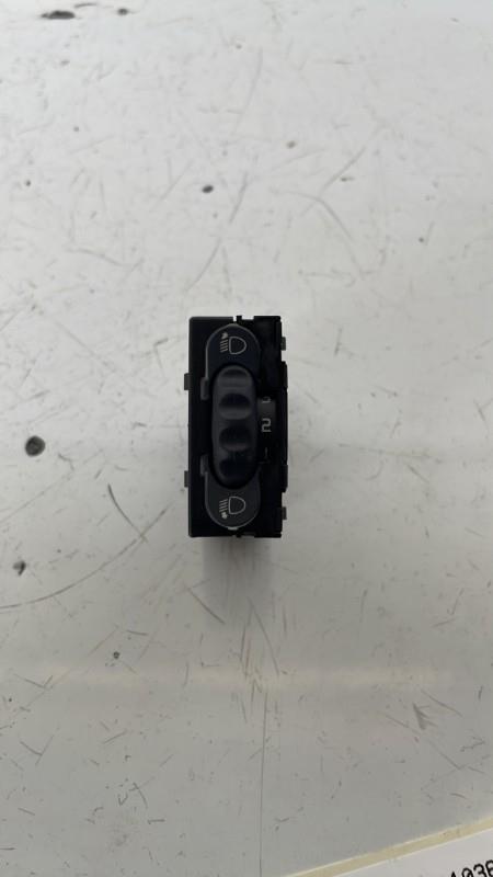 Commande de reglage hauteur de phare RENAULT CLIO 2 PHASE 2 Essence - 1