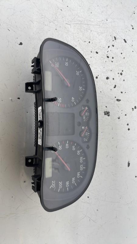 Compteur VOLKSWAGEN GOLF 4 Diesel - 1