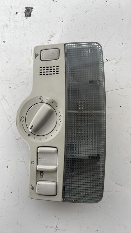 Eclairage de plafonnier VOLKSWAGEN TOURAN 1 PHASE 1 Diesel - 1