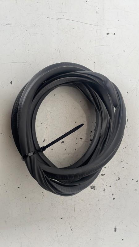 Joint de porte avant droite OPEL CORSA D PHASE 1 Diesel - 1