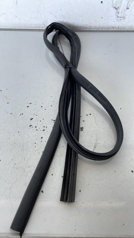 Joint de porte avant gauche RENAULT TWINGO 2 PHASE 1 Essence - 1