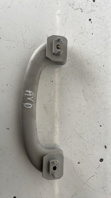 Poignee de maintien avant droit MAZDA 2 1 Essence - 1