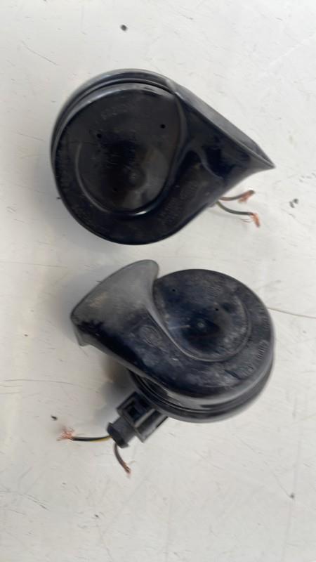 Avertisseur/Klaxon AUDI A4 2 PHASE 1 Diesel - 1
