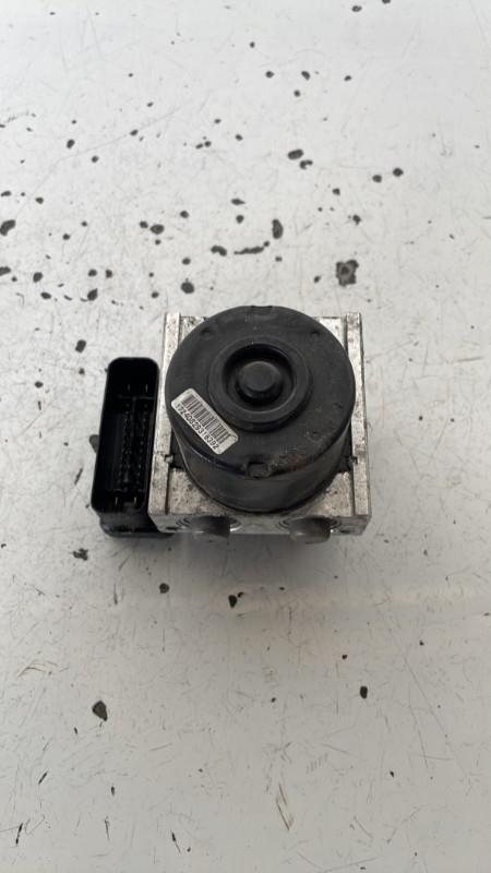 Bloc ABS (freins anti-blocage) CITROEN C3 1 PHASE 2 Essence - 1