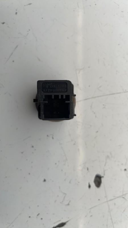 Bouton de warning PEUGEOT PARTNER 1 PHASE 2 Diesel - 1