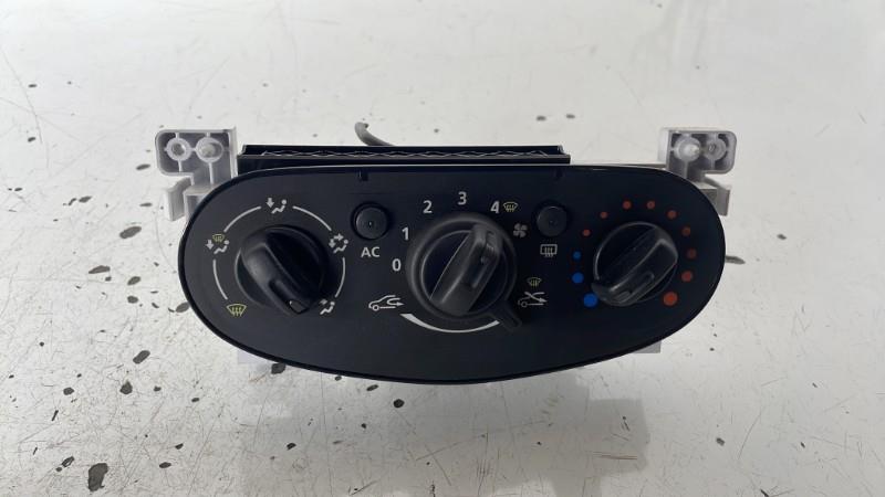 Commande chauffage DACIA SANDERO 1 Diesel - 1