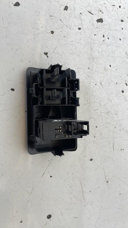 Commande de reglage hauteur de phare RENAULT CLIO 3 PHASE 2 Diesel - 1
