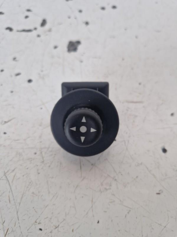 Commande retroviseurs PEUGEOT PARTNER 1 PHASE 2 Diesel - 1