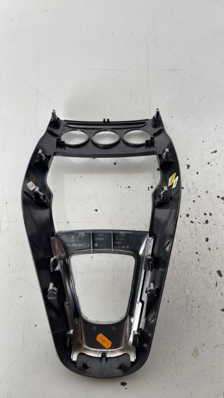 Console central (interieur plastique) CITROEN DS3 PHASE 1 Essence - 1