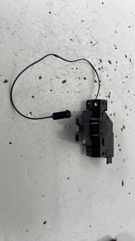 Fermeture centralisee coffre BMW SERIE 1 E87 PHASE 2 Essence - 1