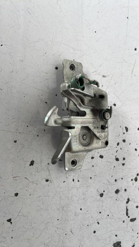 Fermeture de capot RENAULT CLIO 3 PHASE 2 Diesel - 1