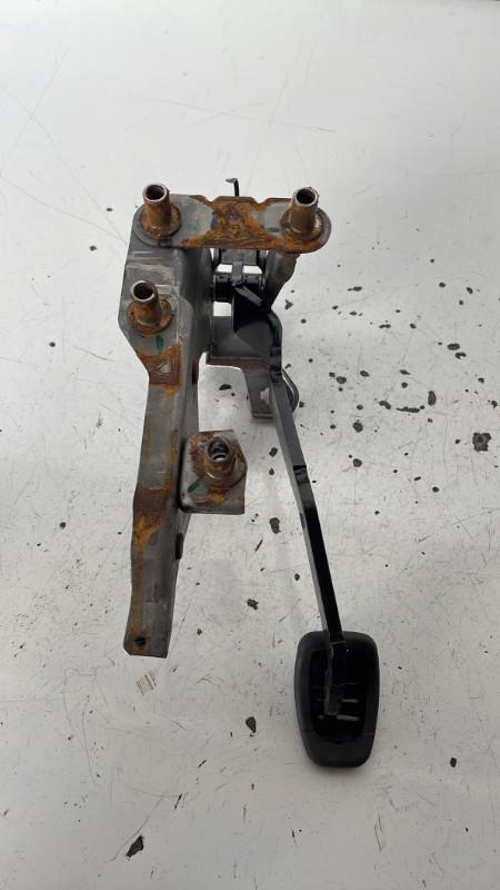 Pedale de frein RENAULT CLIO 3 PHASE 2 Diesel - 1