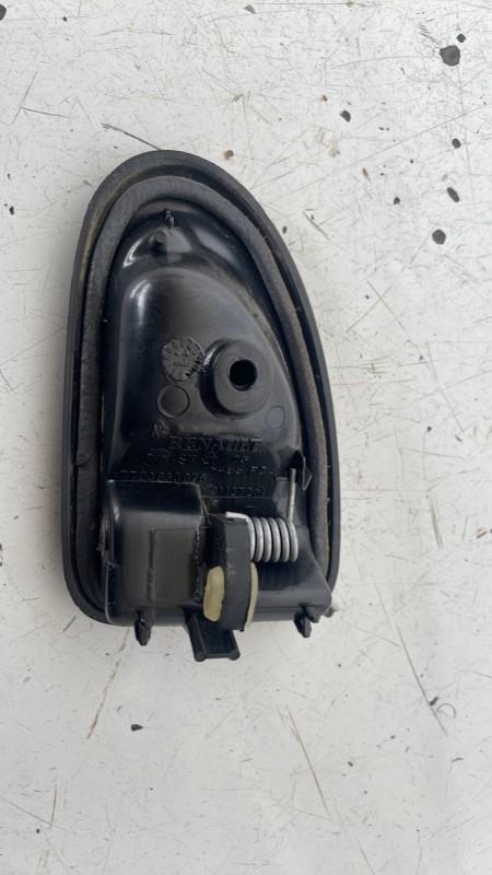 Poignee interieur avant gauche DACIA LOGAN MCV 1 PHASE 2 BREAK Diesel - 1
