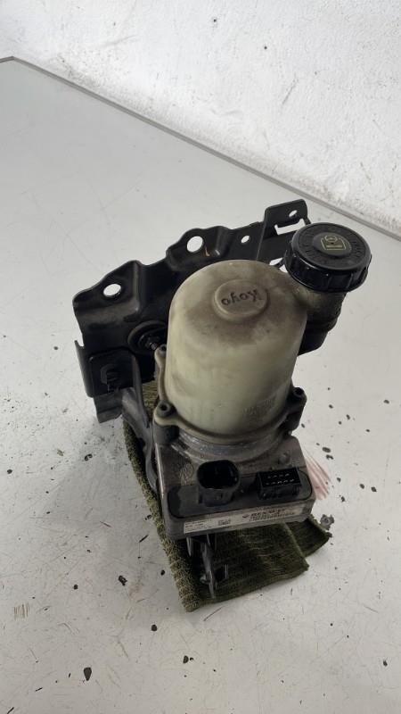 Pompe de direction DACIA SANDERO 1 Diesel - 1
