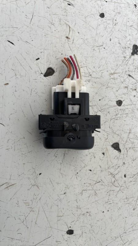 Bouton/Interrupteur MERCEDES CLASSE M 163 PHASE 1 Essence - 1