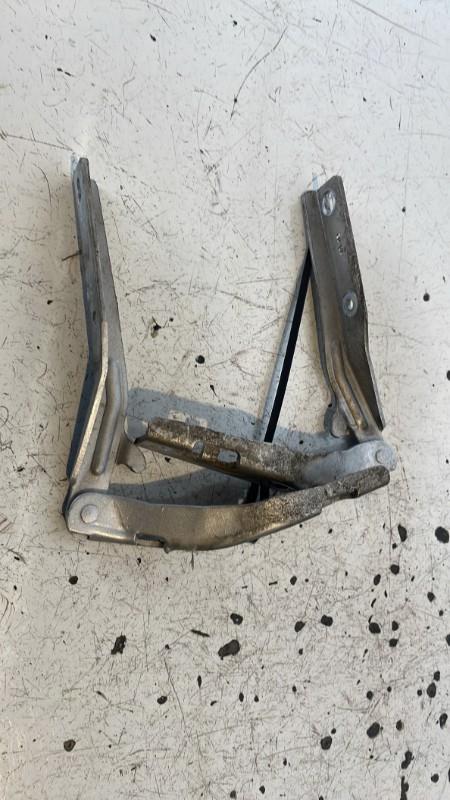 Charniere de capot PEUGEOT 206 PHASE 1 Essence - 1