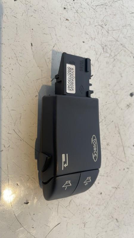 Commande autoradio RENAULT CLIO 2 PHASE 2 Essence - 1