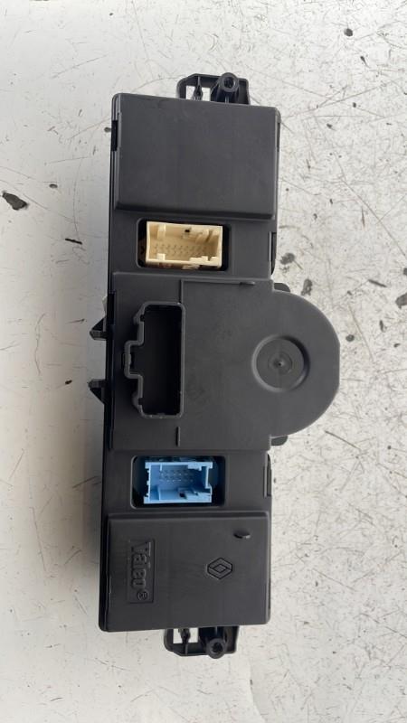 Commande chauffage RENAULT CLIO 3 PHASE 1 Essence - 1