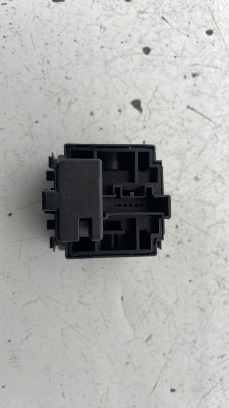 Commande de reglage hauteur de phare RENAULT CLIO 3 PHASE 1 Essence - 1