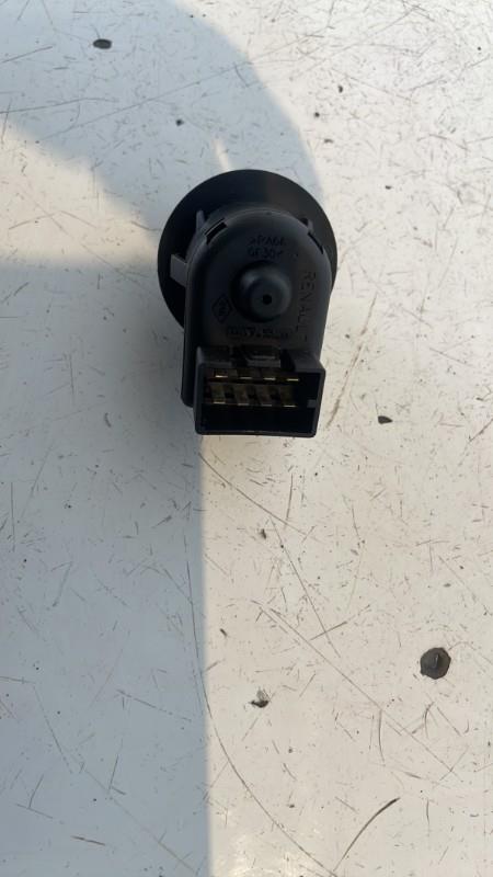 Commande retroviseurs RENAULT CLIO 2 PHASE 2 Essence - 1