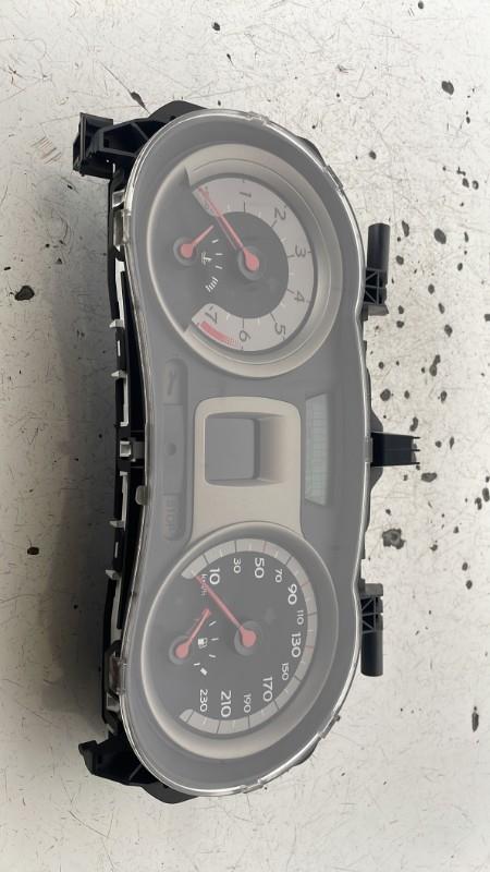 Compteur RENAULT CLIO 3 PHASE 1 Essence - 1