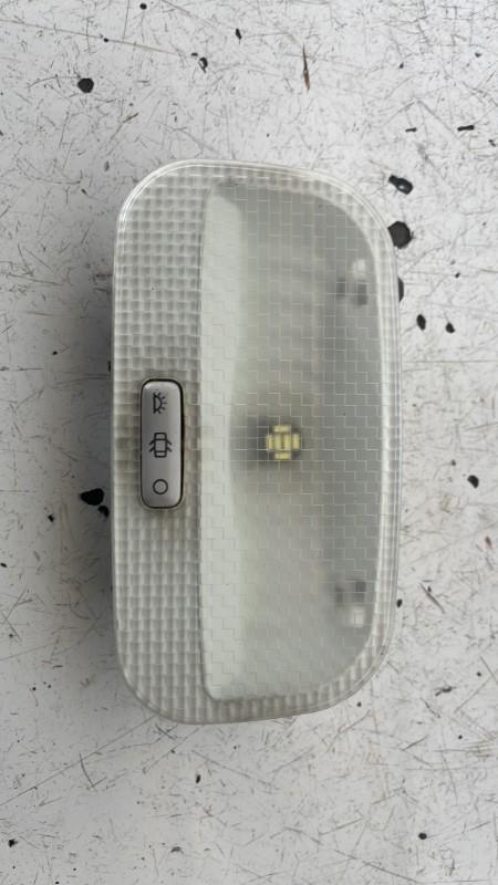 Eclairage de plafonnier PEUGEOT 207 PHASE 1 Diesel - 1