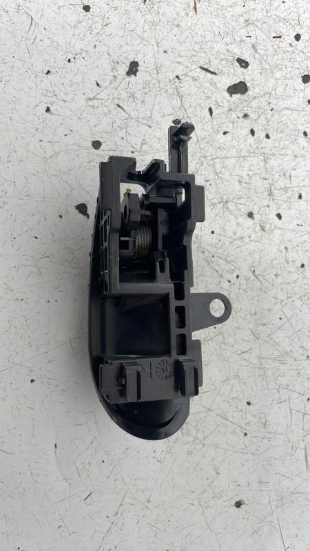 Poignee interieur arriere droit CITROEN C1 1 PHASE 2 Essence - 1