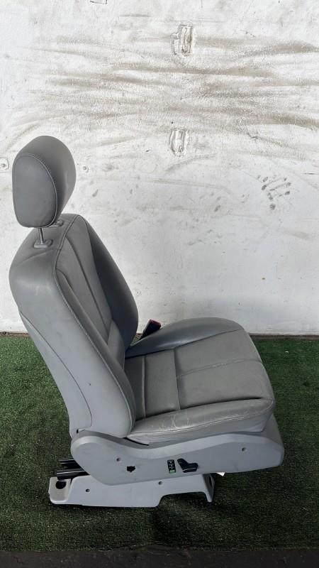 Siege avant droit MERCEDES CLASSE M 163 PHASE 1 Essence - 1