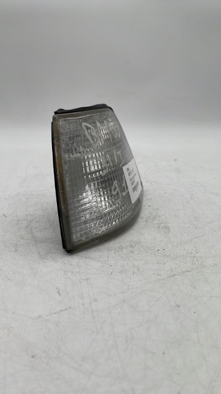 Optique avant secondaire gauche (feux)(clignotant) BMW SERIE 3 E36  - 1