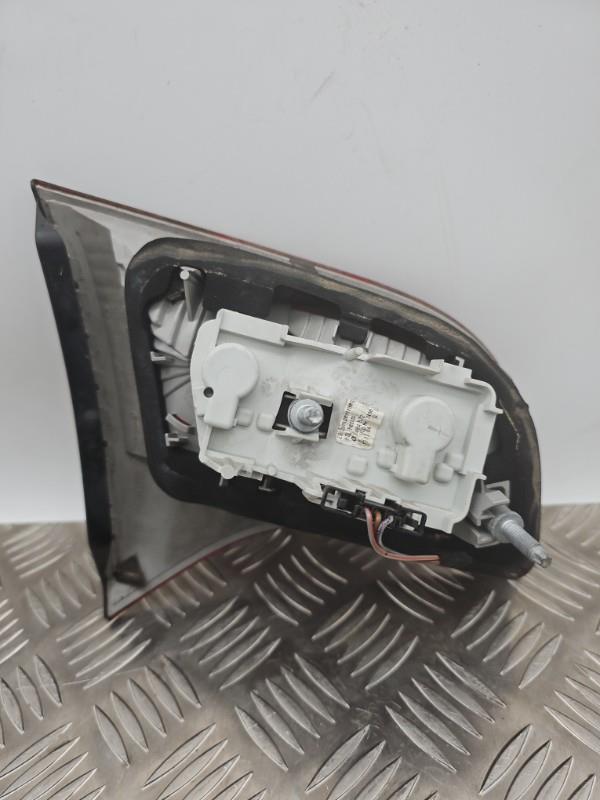 Feu arriere secondaire droit (feux) AUDI A4 2 AVANT PHASE 2 BREAK  - 1